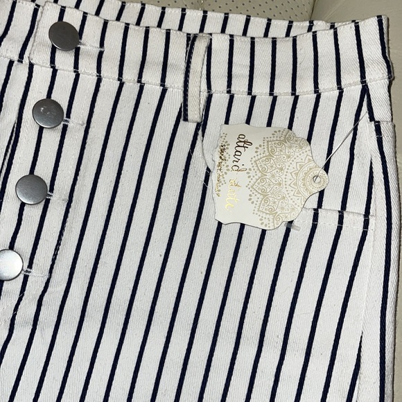 NWT Altar’d state shorts - Picture 3 of 6